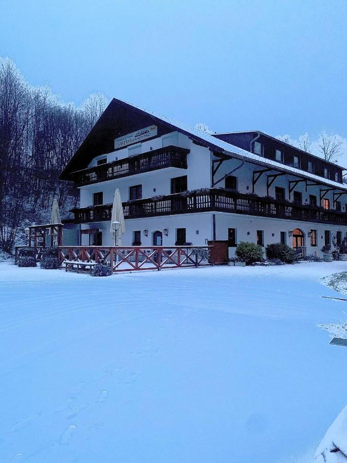 Stiftstaverne Klein Mariazell Klein-Mariazell Exterior foto